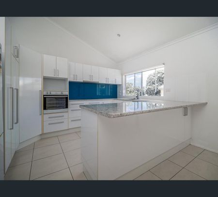 7/18-20 Rose Street, Westcourt, Qld 4870 - Photo 3