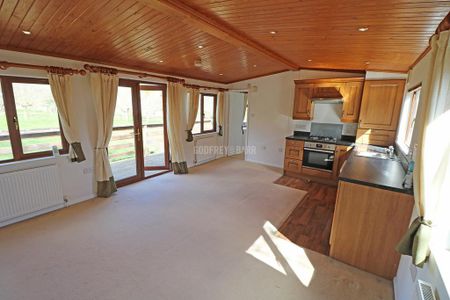 2 bedroom detached house to rent - Photo 2