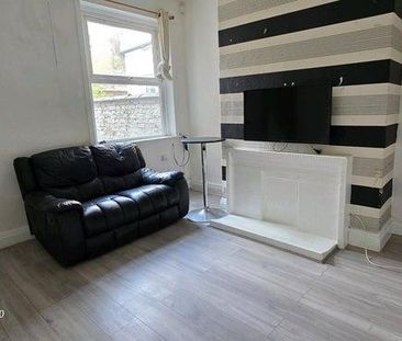 3 bedroom house to rent - Photo 3