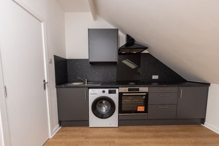 1 Bed Flat, Wickham Street L, LS11 - Photo 2