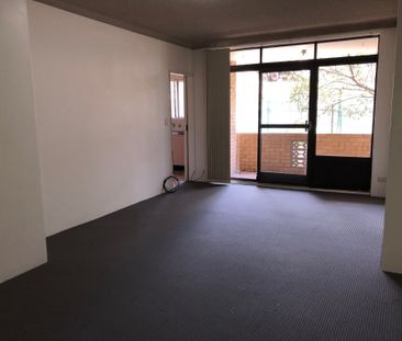 6 MONTH LEASE - Photo 1