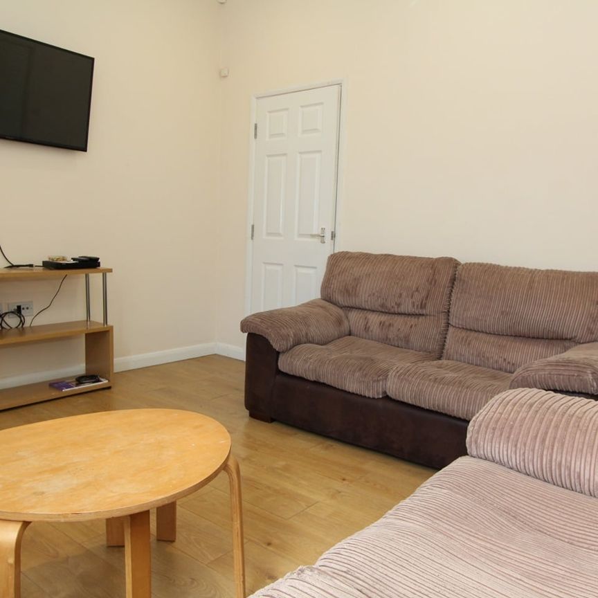 4 Bed Terraced House, Shoreham Street, S2 - Photo 1