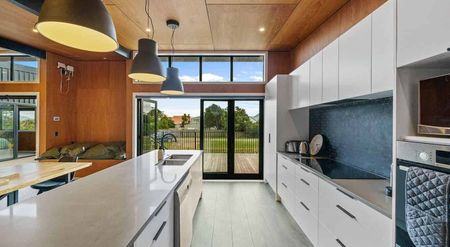 Beautiful home fully furnished - Photo 2