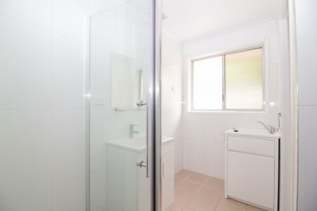 Small and cute! - Photo 3