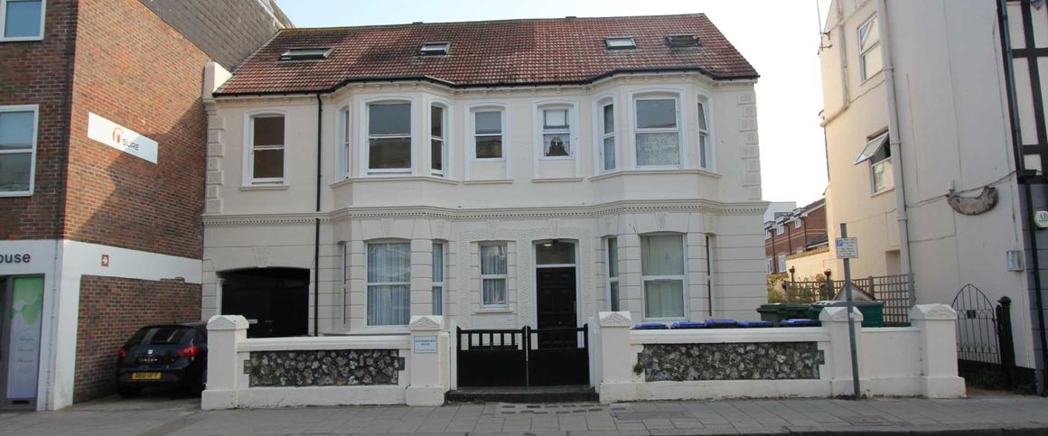 Rowlands Road, Worthing - Photo 1