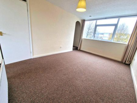 2 bedroom end of terrace house to rent - Photo 3