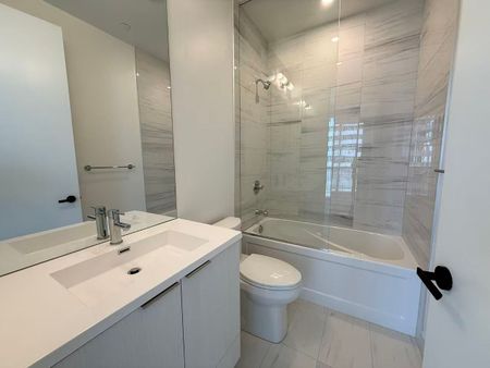 For Lease - 8 Interchange Way Unit# 2701, Vaughan, Ontario - Photo 2