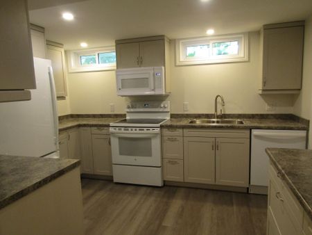 For Lease - 368 Princes Street Unit# 2, Kincardine, Ontario - Photo 5