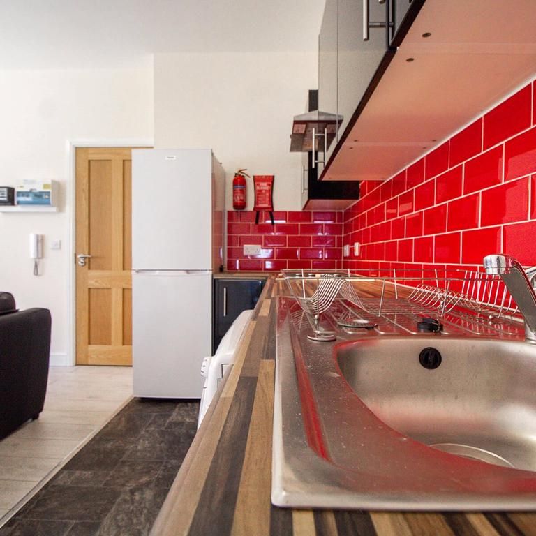 2 bedroom apartment to rent - Photo 1