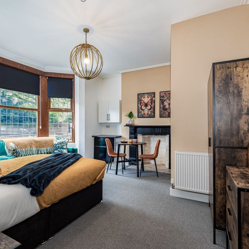 Leicester Road, Nuneaton, CV11 6AD - Photo 1