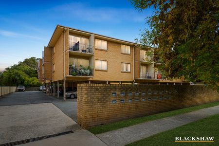 2/63 Molonglo Street, Queanbeyan NSW 2620 - Apartment For Rent | Domain - Photo 5