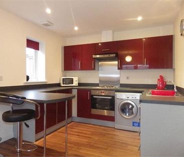 To Let - Photo 3