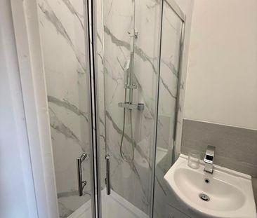 Studio Flat, Linden Mansions, N6 - Photo 6