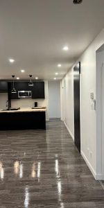 BEAU 4 1/2 AU SOUS-SOL REFAIT À NEUF À LOUER DÈS MAINTENENT - Photo 3