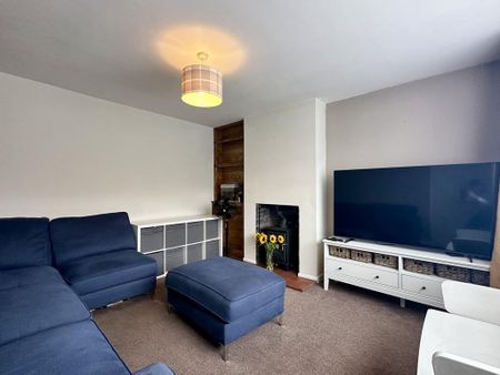3 bedroom end of terrace house to rent - Photo 5