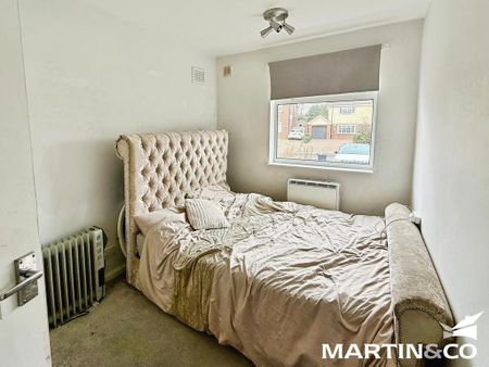 3 bedroom detached bungalow to rent - Photo 5