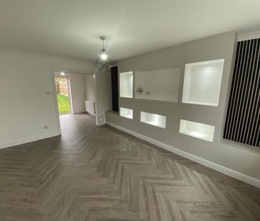 Woodside Mews, Leeds, Meanwood - Photo 3