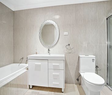 22 Australis Drive, Ropes Crossing NSW 2760 - Townhouse For Rent | ... - Photo 4