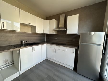 Location Appartement 3 pièces 61m² REIMS 51100 - Photo 5