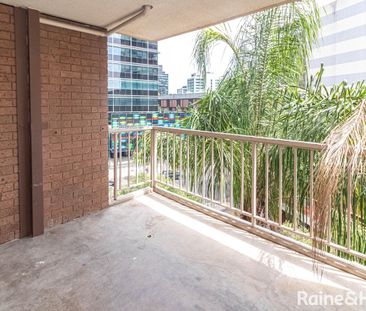 2 Bedroom Unit in a Central Location! - Photo 4