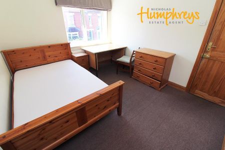 4 bedroom terraced house to rent - Photo 3