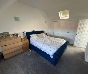 3 bedroom semi-detached house to rent - Photo 5