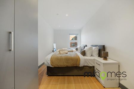 3 bedroom apartment to rent - Photo 3