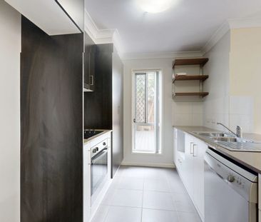 2 bedroom duplex in the heart of Morayfield - Photo 4