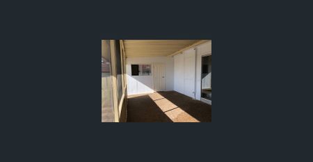 Sought after location! Includes Electricity & Water. - Photo 4