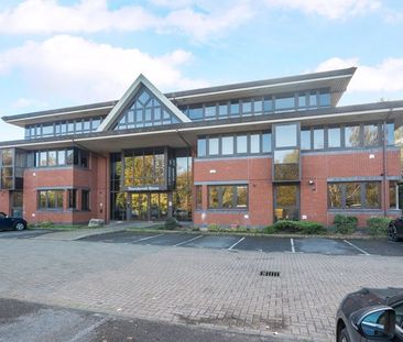 Catteshall Lane, Godalming, Surrey, GU7 - Photo 3