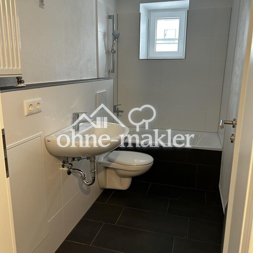 1,5-Zimmer Wohnung in ruhiger Lage von Schwandorf Erstbezug nach Sanierung - Schlesierstraße 1 - Photo 1