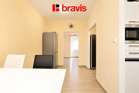 Pronájem bytu 2+kk na ulici Hraničky, Brno-Bohunice, zahrada, balkon, parkovací místo v ceně - Photo 4