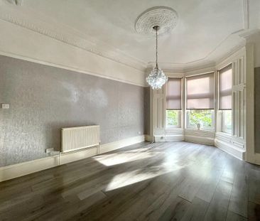 3 bedroom flat to rent - Photo 1