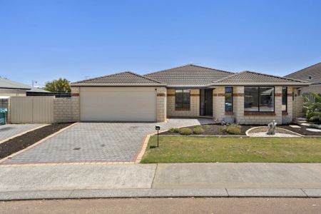 65 Pebble Beach Boulevard, Meadow Springs. - Photo 2