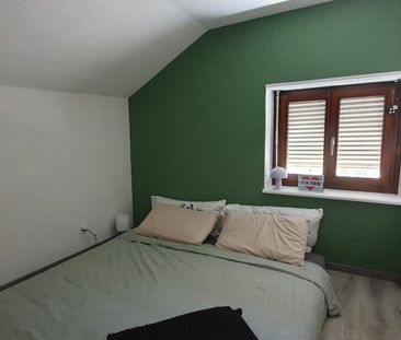 spacious 2.5 pcs furnished, renovated and bright in the center of t... - Photo 2