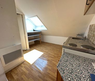 Location Appartement 1 pièce 12m² - Photo 3