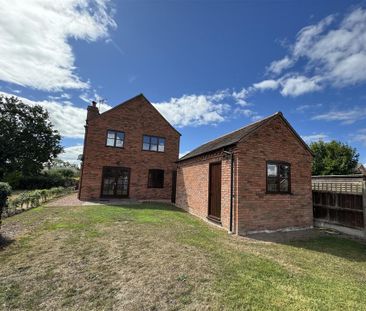 4 bedroom detached house to rent - Photo 5
