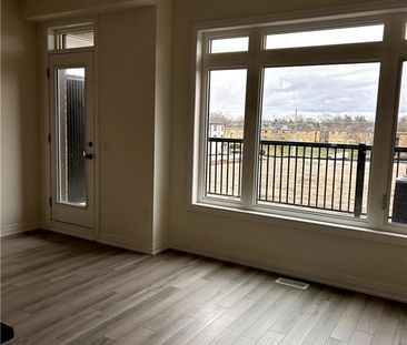 585 E COLBORNE Street Unit# 207, Brantford, Ontario, N3S0K4 - Photo 5