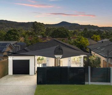 Modern Renovated Family Home - Photo 5