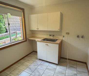 Large Family Home with Views! - Photo 3