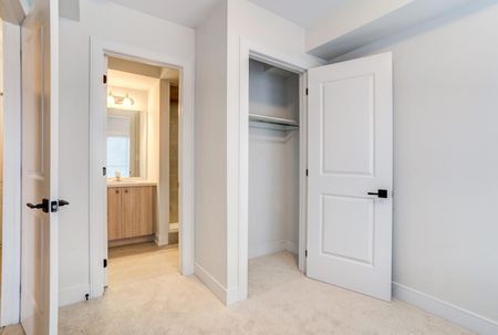 For Lease - 5947 Saigon Street, Mississauga, Ontario - Photo 5