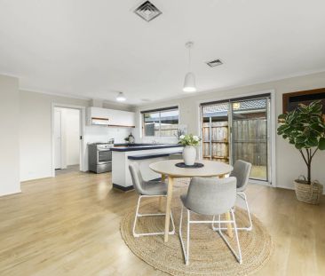 Easy Living in a Convenient Werribee Location - Photo 1