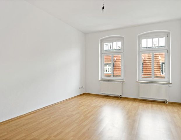Schöne helle zwei Raumwohnung mit Balkon - Foto 1