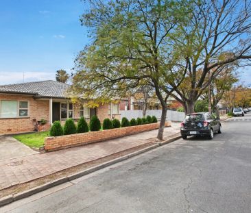 One bedroom home unit in premium locale - Photo 3