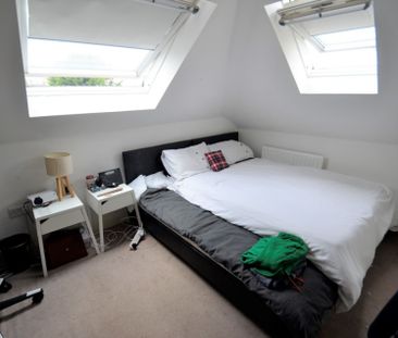 2 bedroom Apartment to rent - Photo 3