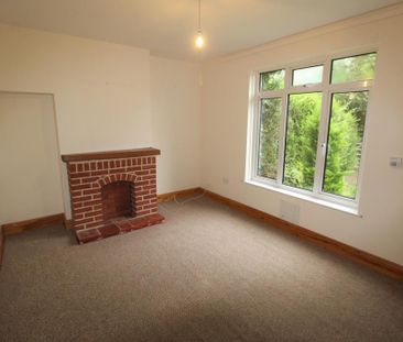 2 bedroom semi-detached house to rent - Photo 4