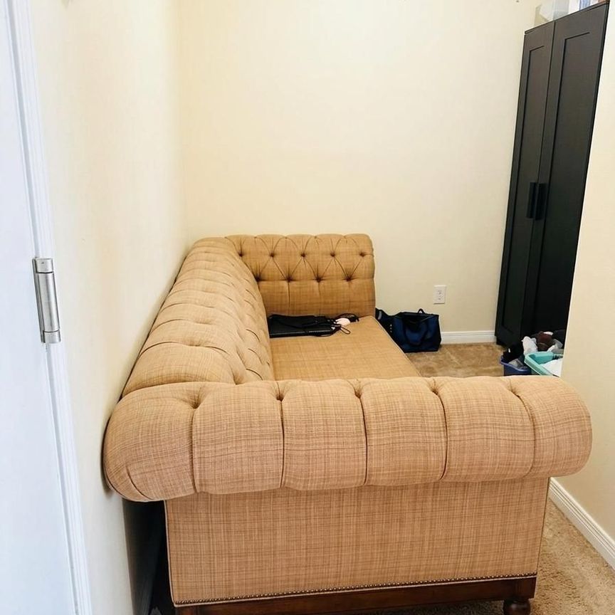 For Lease - 3650 Kingston Road Unit# 512, Toronto, Ontario - Photo 1
