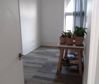 2,700/mth +utilities or best offer, 2 BR., Toronto - Photo 1