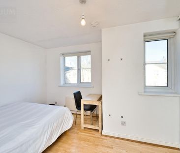 4 bedroom townhouse to rent - Photo 6