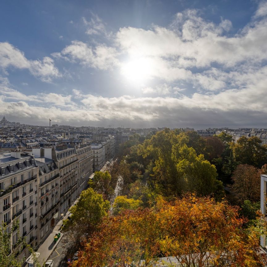 Appartement • Clichy-Batignolles - Photo 1